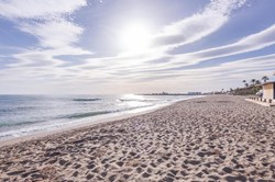 The sandy beach in Calahonda